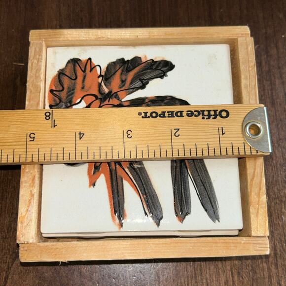 Artables Canada Set of 4 Moose Pottery Coasters Vancouver Ceramic The Royal York - Picture 8 of 8